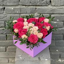 Цветочная композиция из Розы в коробке в Красная Горка Республика Башкортостан