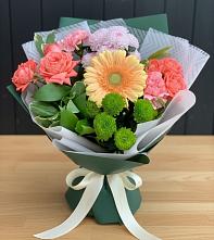 Букет цветов из:  Гвоздики, Розы, Герберы и Хризантемы в Красная Горка Республика Башкортостан