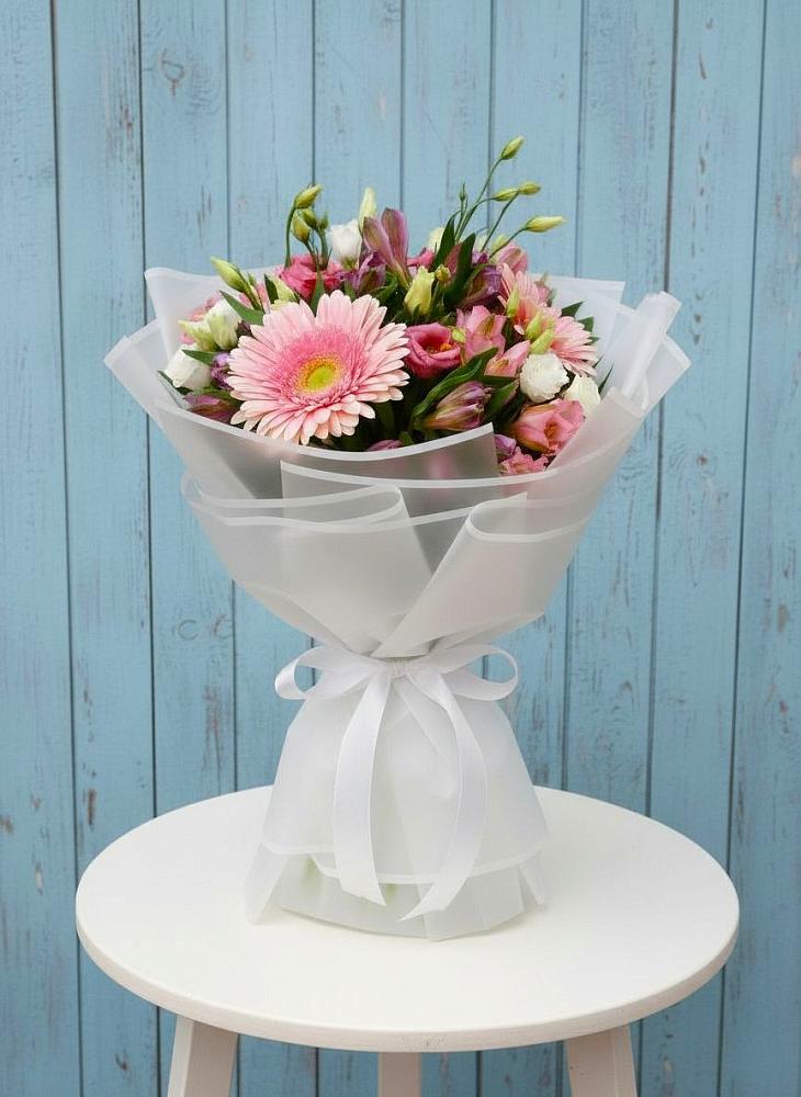 Букет цветов из: Герберы, Альстромерии и Лизиантусы в Красная Горка Республика Башкортостан