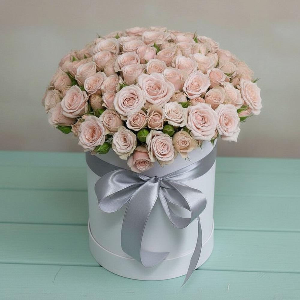 Цветочная композиция из Розы в шляпной коробке в Красная Горка Республика Башкортостан